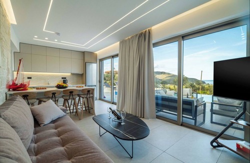 Mathes Villa | Villa Vasilissa- Vacation villa in Crete