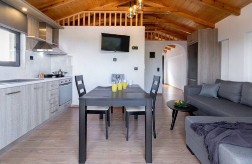 Lefkada Town Villa | Villa with Sea View, Shared Garden & Wi-Fi