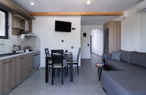 Lefkada Town Villa | Villa with Sea View, Shared Garden & Wi-Fi