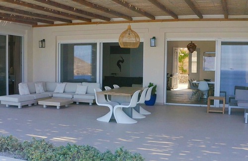 Gourna Villa | Villa Yvonne IN Alinda Leros