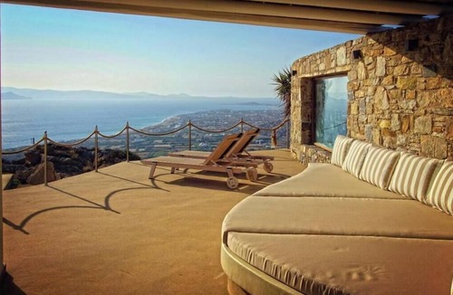 Naxos Cottage | Villa Zephyra – A Peaceful Cycladic Escape with Sea & Sunset Views