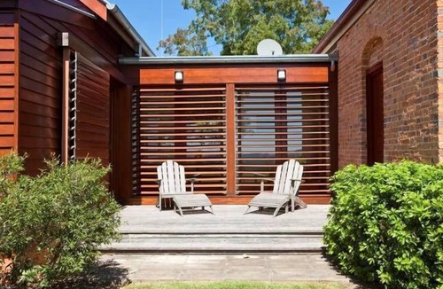Exeter House | Vine Lodge- Heritage Getaway in Exeter