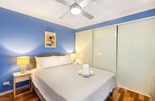 Woolloongabba Apartment | Vintage Glamour Nest 2BR Apt near CBD with carpark