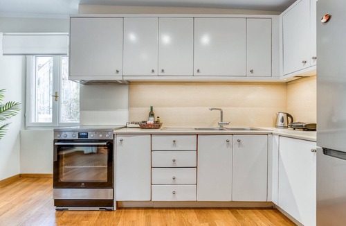 Old Town Apartment | Vista Fortezza - Two Bedroom Apartment, Sleeps 4