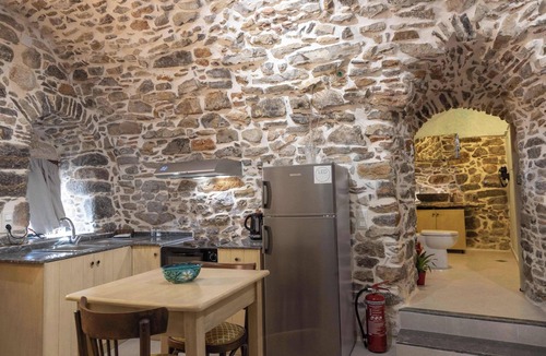 Olympi House | Vlychos Olympi Lodge 1 - Chios Cozy Getaway