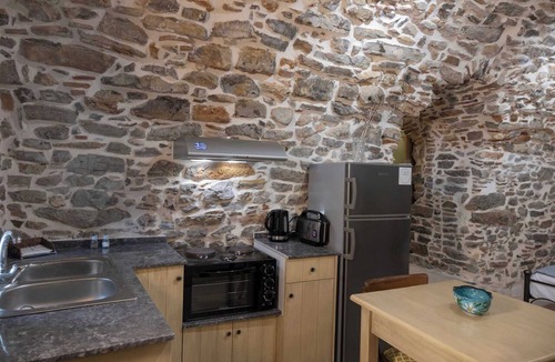 Olympi House | Vlychos Olympi Lodge 1 - Chios Cozy Getaway