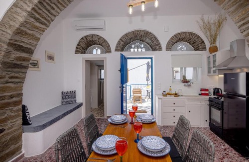 Exomvourgo House | Volta Kalloni - Kalloni village Tinos