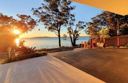 Nelson Bay House | Vueone - Nelson Bay Beach House that is pure luxury