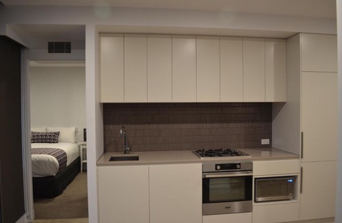 Adelaide Central Business District Apartment | VUEonKW