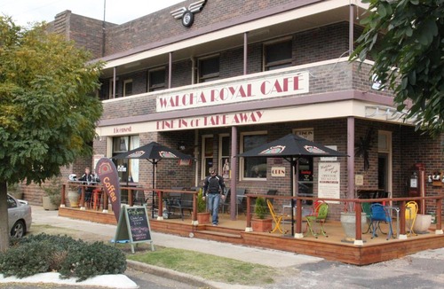 Walcha House | Walcha Royal Cafe & Accommodation