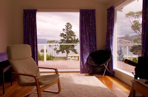 Dennes Point House | Wallaby Cottage - a peaceful Bruny Island retreat with a beautiful view