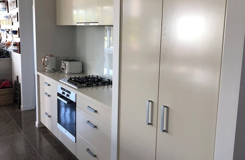 Gold Coast House | Waterfront Escape: The Shed on South Stradbroke Island