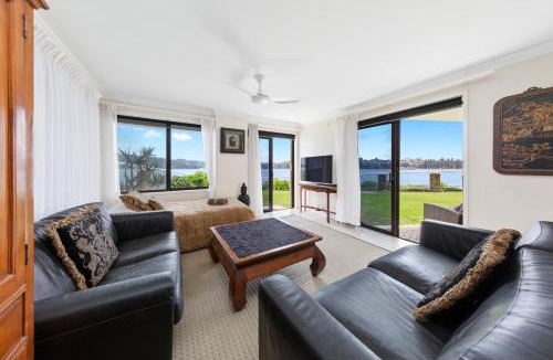 Manly Apartment | Waterfront on Manly Harbour