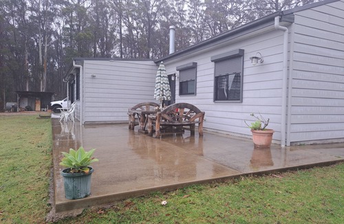 Wonboyn House | Waterfront Rural property. Pet & family friendly.