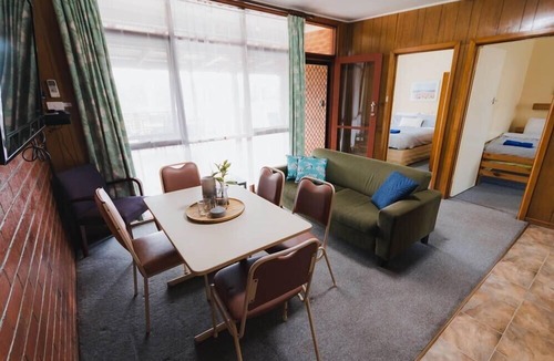 Mallacoota House | Waterside Unit 7 Mallacoota