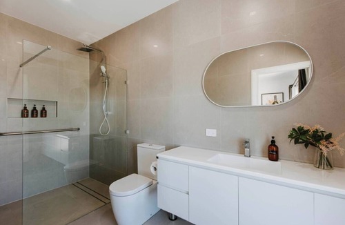 Central Mudgee House | Wattle and Gum Suite A Stylish Boutique style Stay
