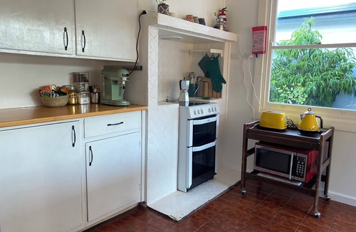 Kingscote House | WattleJack Cottage is the perfect base for exploring all that KI has to offer!