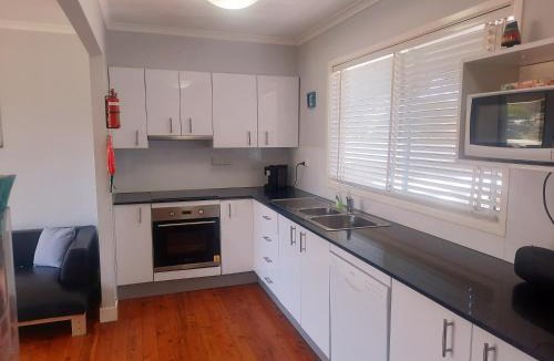 Callala Beach House | Watts @ Callala Beach-Pet Friendly