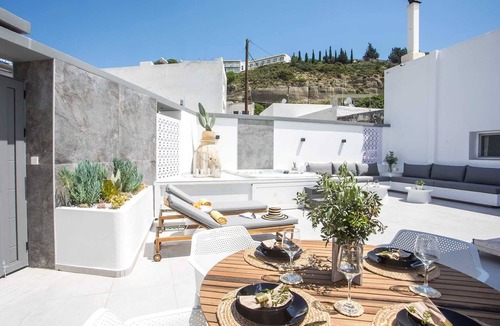 Afandou Villa | Welcome to Chrispa Villa, a beautifully renovated traditional home.