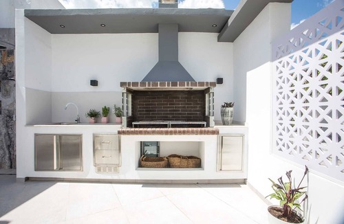Afandou Villa | Welcome to Chrispa Villa, a beautifully renovated traditional home.