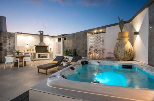 Afandou Villa | Welcome to Chrispa Villa, a beautifully renovated traditional home.