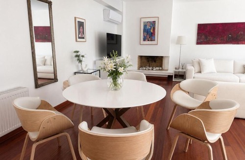 Elliniko Villa | Welcome to Lumen Villa the first of the Adelos Trilogy