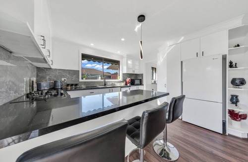 Tullamarine House | Welcome to Our Newly Renovated house near Melbourne Airport