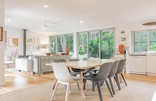 Ocean Shores House | Welcome To Paperbark