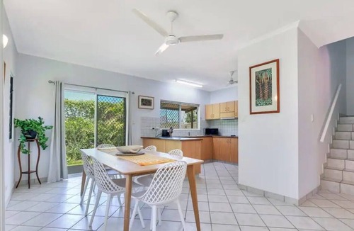 Stuart Park House | Welcome yourself to your next family friendly 3BR in the heart of The Gardens!