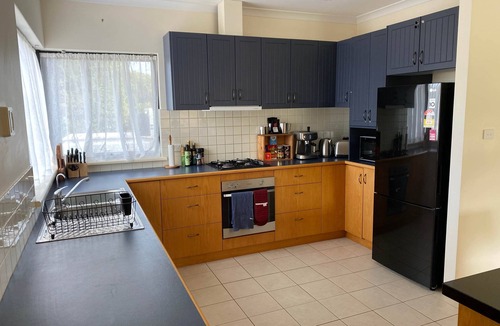 West Beach House | West Beach Getaway - Family & Pet Friendly