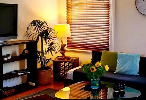 Fremantle Apartment | West End Oasis