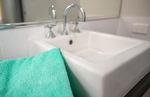 Caversham Bed & Breakfast | West Swan B&B