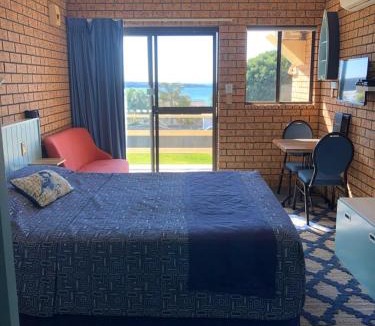 Eden Hotel | Whale Fisher Motel