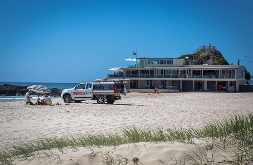 Currumbin Apartment | White Dolphin 5 Summa