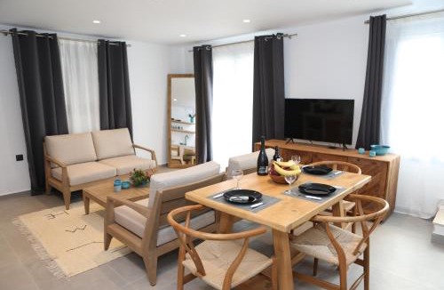 Antiparos Hotel | White Dream Suites Antiparos