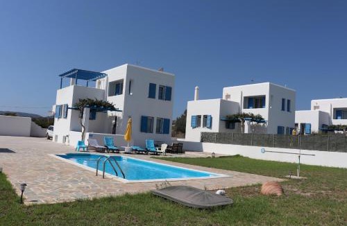 Gennadi House | WHITE HOUSES 1