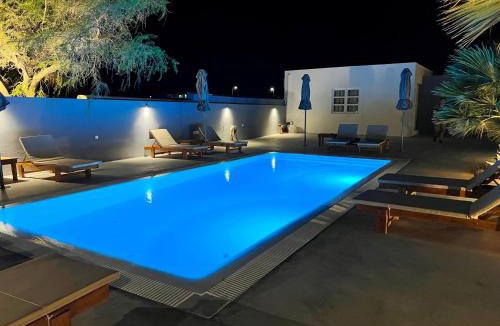 Perivolos Hotel | White Lily Suites & Lofts - Adults Only 16 Plus