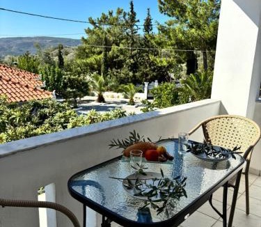 Pythagorion Apartment | White Oasis Samos-Retreat
