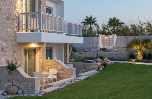 Kos Town Hotel | White Pearls-Adults Only Luxury Suites