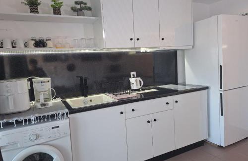 Kalathos Apartment | White studio kalathos