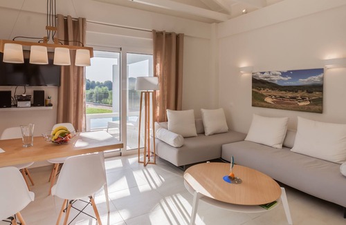 Ilida Villa | White Villas * Private Pool Villa * Luxury on Sandy Beach, Pool