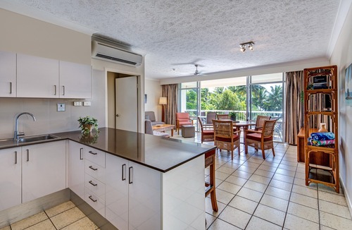 Hamilton Island Apartment | Whitsunday Apartment West 101