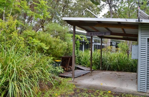 Arakoon House | Wi-Fi* Linen Included* Open Plan Living* BBQ* Pet Friendly