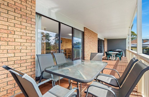Dalmeny House | William's Wonder - Close to the Beach