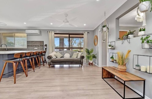 Nulkaba House | Wine Stop Quarters on Ivanhoe