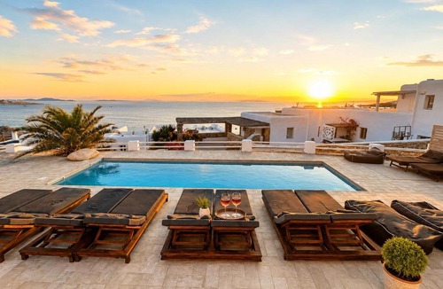 Tourlos House | With-inn Mykonos Suites