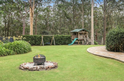 Durren Durren House | Woodland Acreage|Heated Pool|Ponies|Soccer Field