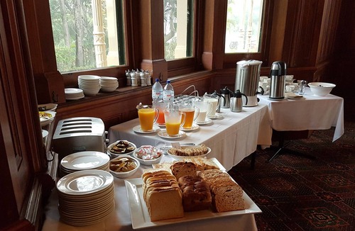 Marburg Hotel | Woodlands of Marburg