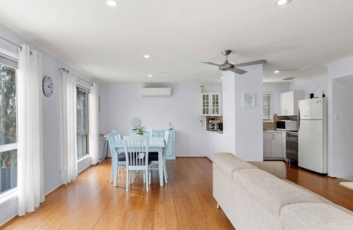 Cape Woolamai House | Wooli Waves by Ready Set Stay- Comfortable Family Home - pet friendly and WIFI