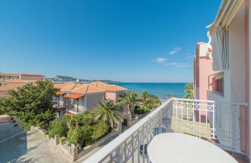 Argassi Apartment | Xenos Kamara Beach